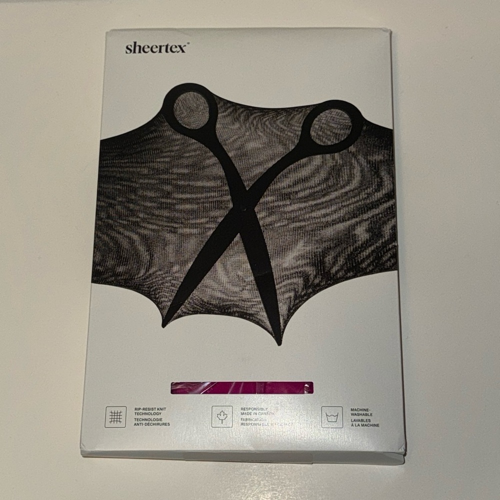 Brand new Sheertex Barbie Pink Semi-Opaque Rip-Resist Tights Sz L